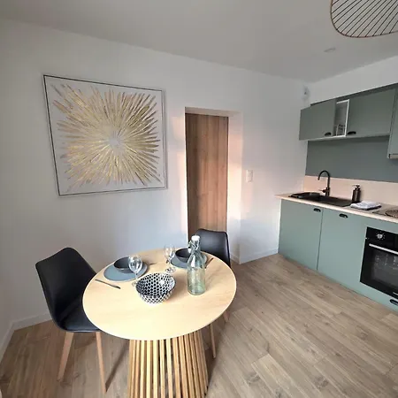 Nouveau ! Neuf Entre Bourg Et Plage, Climatisé, Wifi, Parking, Linge Et Ménage En Fin De Compris * Mimizan