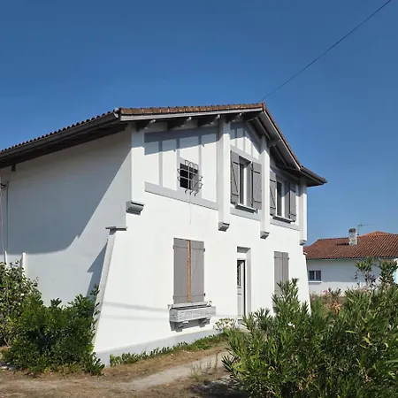 Nouveau ! Neuf Entre Bourg Et Plage, Climatisé, Wifi, Parking, Linge Et Ménage En Fin De Compris Appartamento *